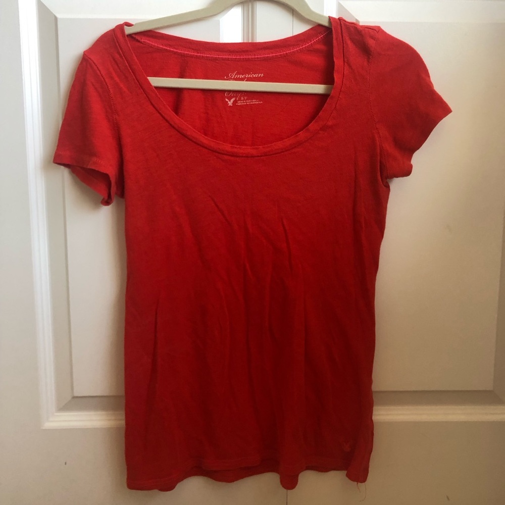 American Eagle red t-shirt
